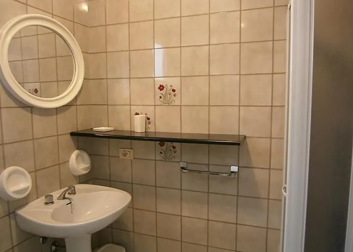 Quadrangolo بيت للعطل