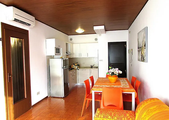 Quadrangolo بيت للعطل