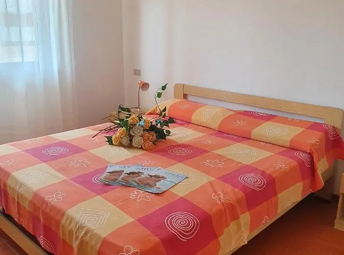 Quadrangolo Nyaraló *